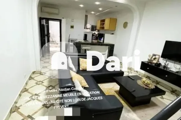 Appartement 2 pièces en mezzanine à Riviera 3 Cité Terre Afrik