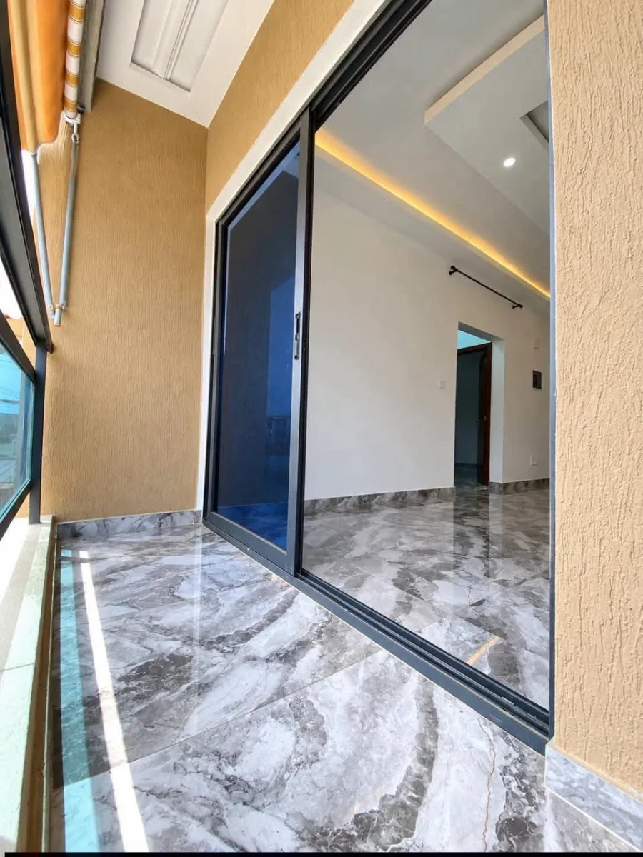 Appartement 3 pièces à Angré Nouveau