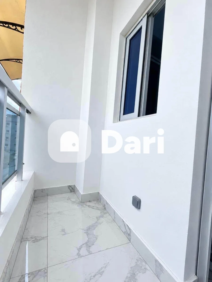 Studio meublé avec balcon et parking à Angré nouveau CHU