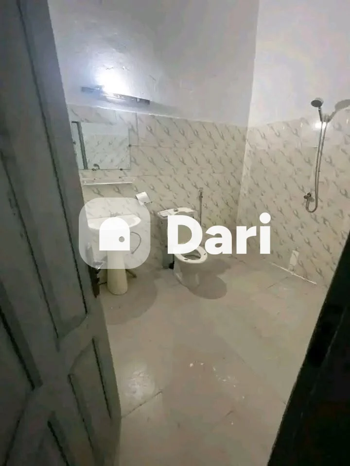 Appartement 2 pièces au rez-de-chaussée à Angré 9e tranche