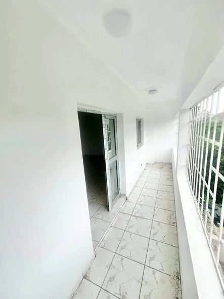 Appartement 3 pièces à Bingerville Akandjé