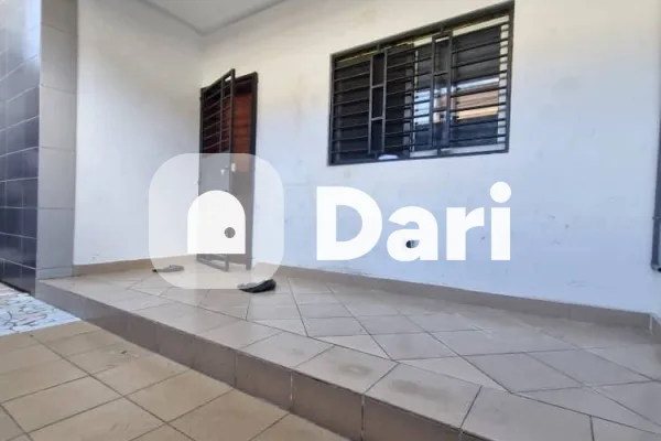 Appartement 3 pièces au rez-de-chaussée à Riviera Faya Centre