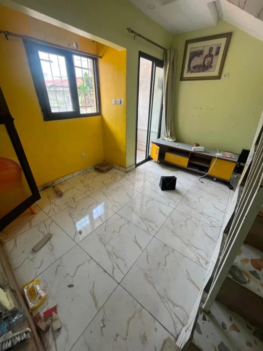 Appartement 2 pièces meublé à Riviera Bonoumin