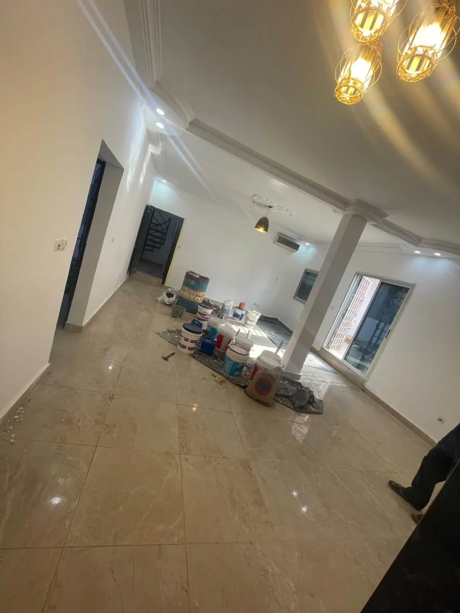 Villa duplex 6 pièces à Faya zone cité Sir
