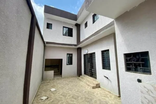 Villa duplex 6 pièces meublée à Cocody Riviera Faya