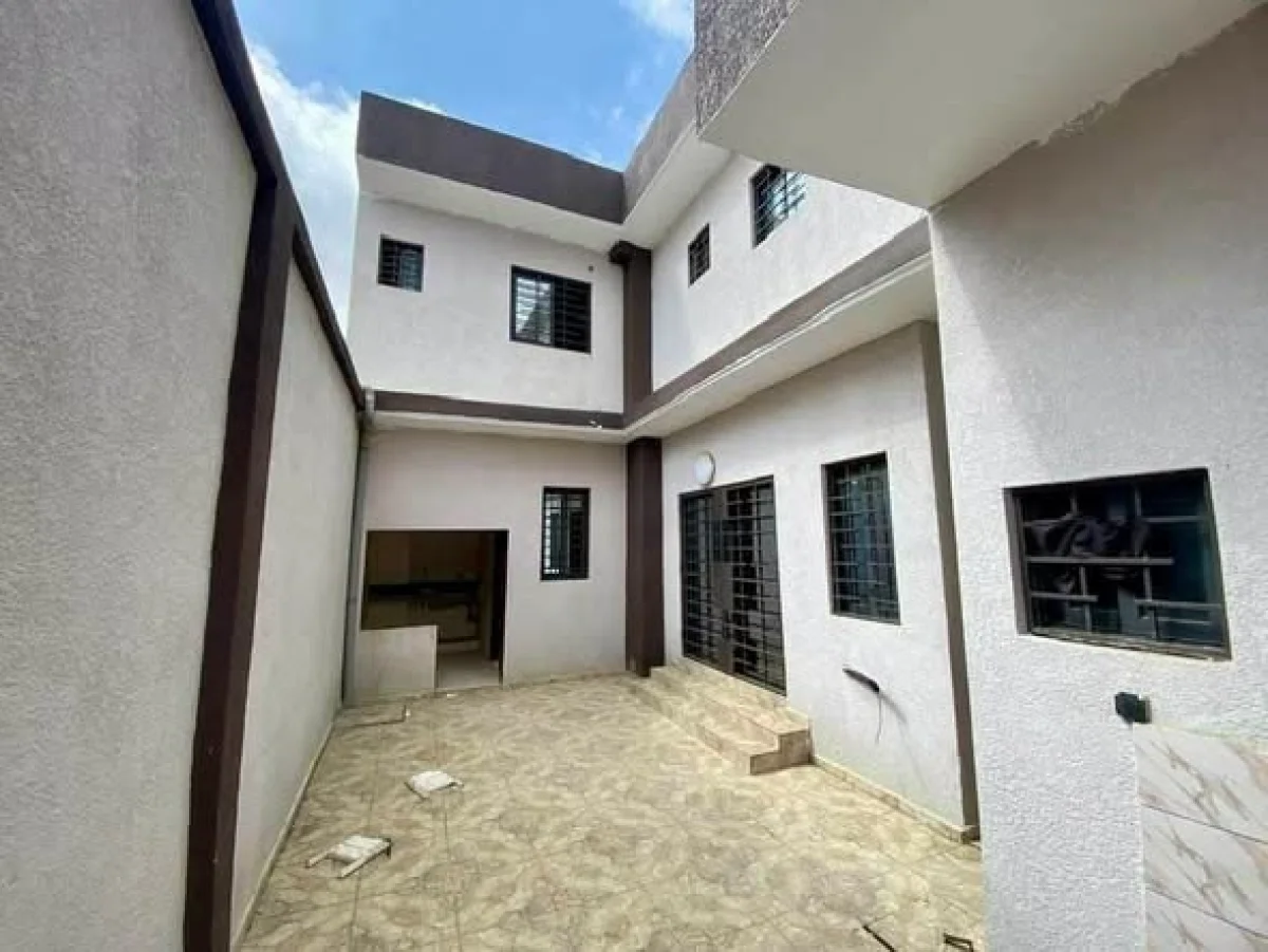 Villa duplex 6 pièces meublée à Cocody Riviera Faya