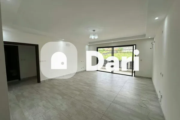 Appartement 3 pièces à Cocody Riviera Faya
