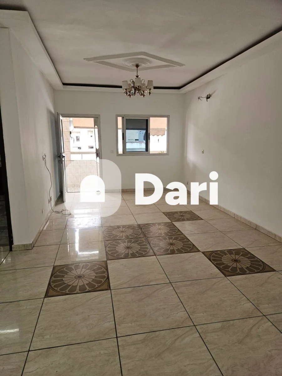Appartement 3 pièces en location avec parking et balcon — photo 2