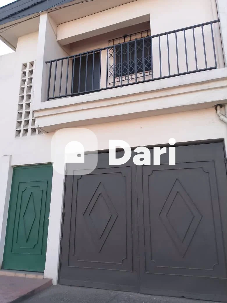 Studio meublé avec balcon