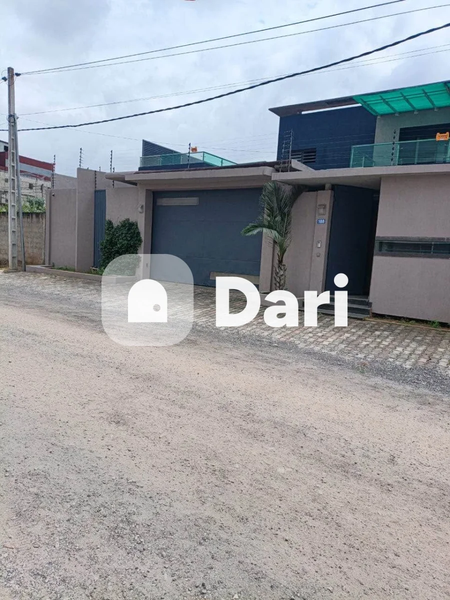 Duplex 10 pièces meublé à Cocody Riviera Faya — photo 1