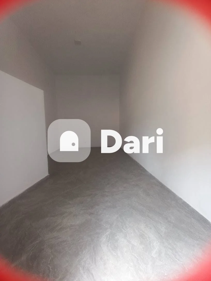 Magasin 30 m² à Angré Château, Cocody — photo 3