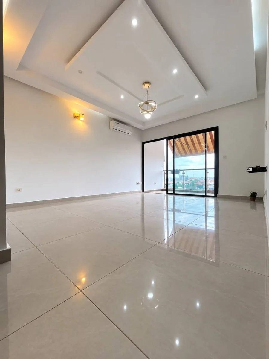 Appartement 3 pièces à Angré nouveau CHU