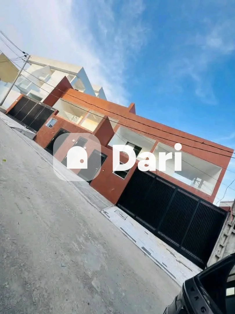 Villa duplex 5 pièces avec piscine à Angré 8e tranche — photo 1