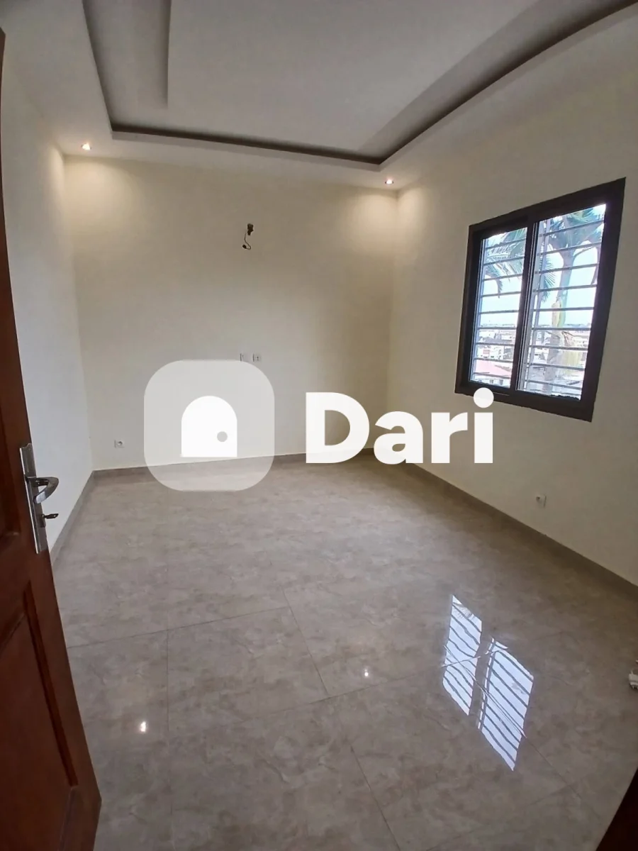 Appartement 5 pièces avec garage à Riviera Saint Viateur — photo 1