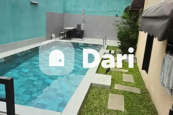 Villa 4 pièces avec dépendance à Cocody Riviera 4