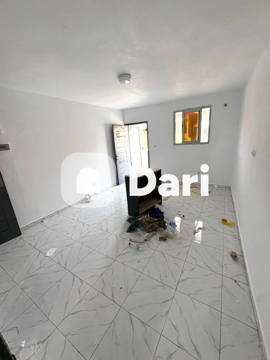 Studio à Cocody Blaukhauss avec balcon — photo 3