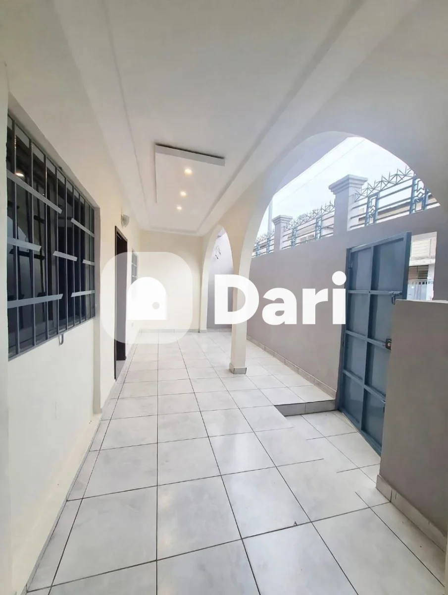 Duplex 5 pièces à louer à Abatta Cité Oribat — photo 3