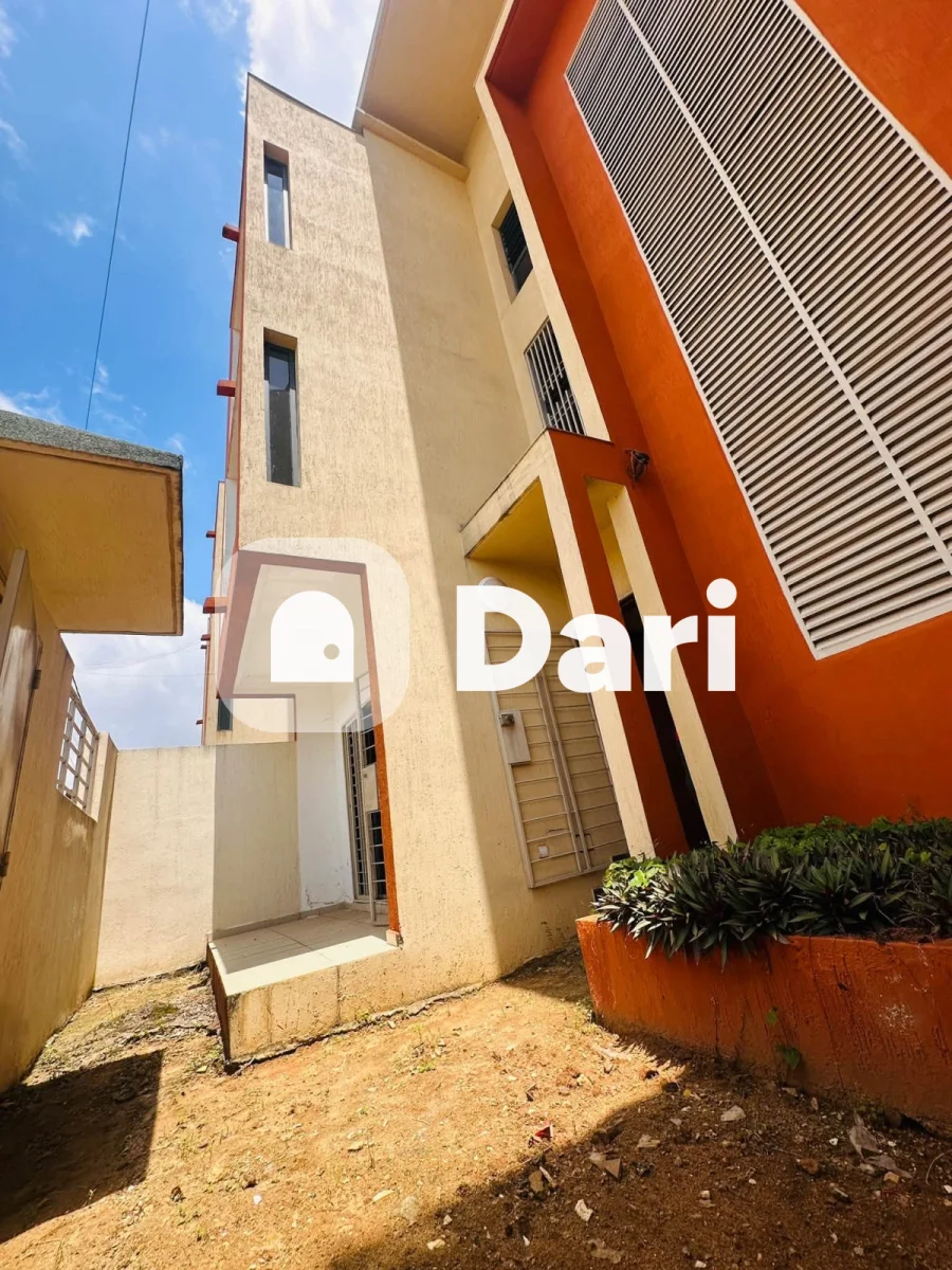 Villas en location dans diverses zones d'Abidjan — photo 2