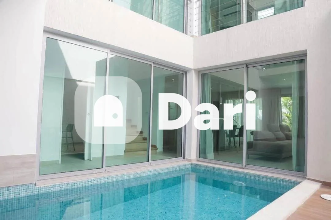 Duplex 4 pièces meublé avec piscine à Zone 4 — photo 3