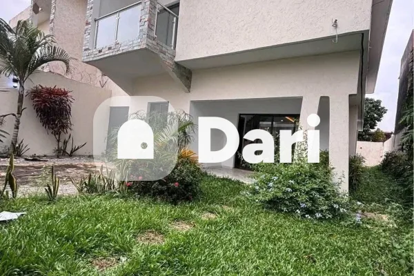 Villa duplex 6 pièces avec piscine à Riviera Faya