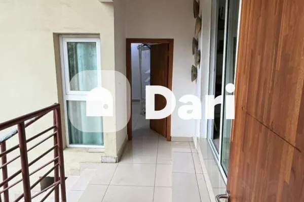 Villa duplex 6 pièces haut standing à Faya Féh Kessé