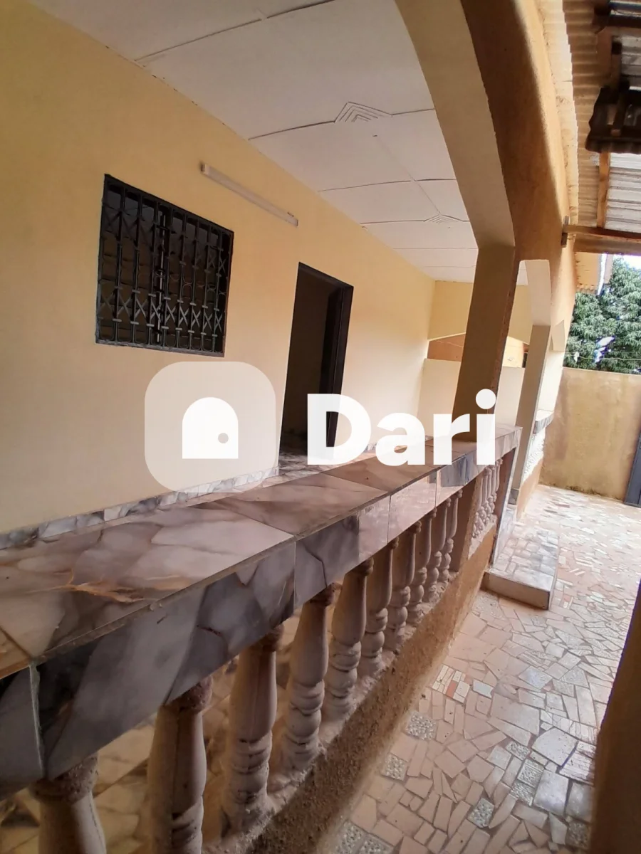 Maison 3 pièces à Korhogo, Cité Gbon — photo 2