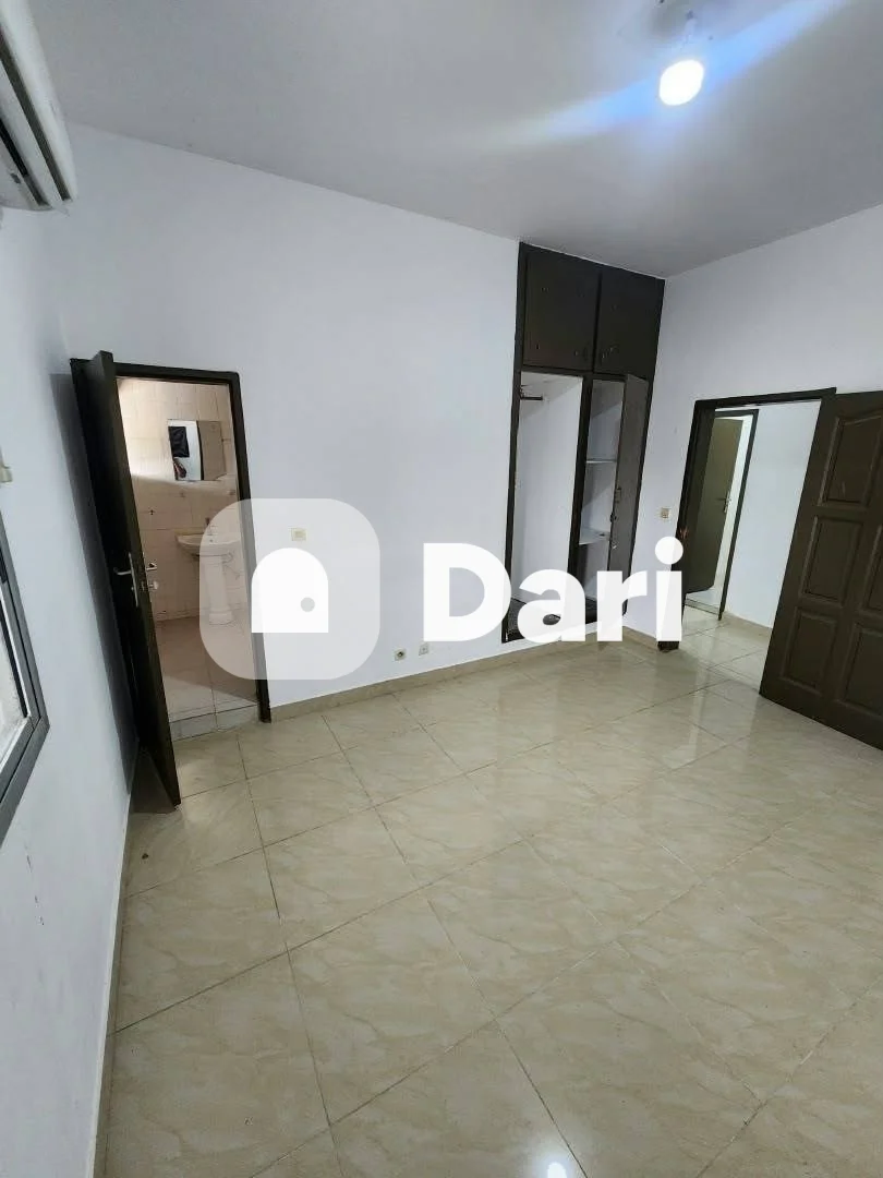 Appartement 4 pièces à Cocody Riviera Akouédo — photo 3
