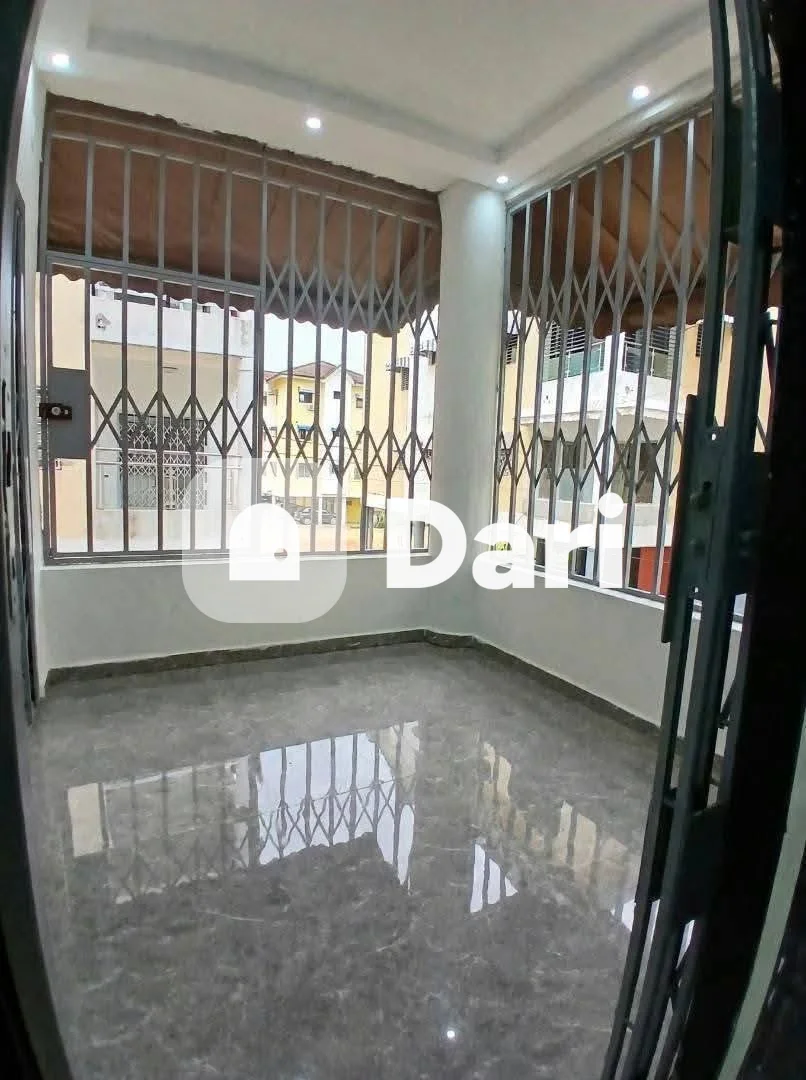 Appartement 4 pièces à Riviera Faya, Cité Synatrésor — photo 3