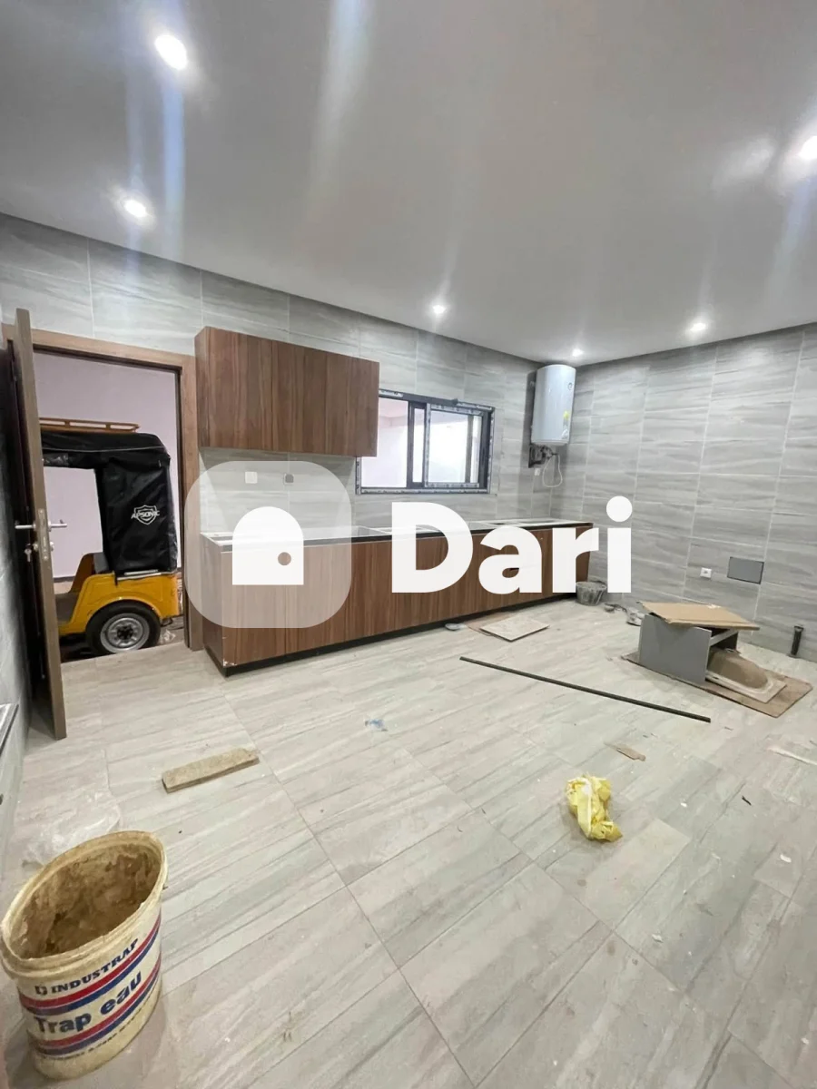 Villa 5 pièces haut standing avec parking et jardin — photo 2