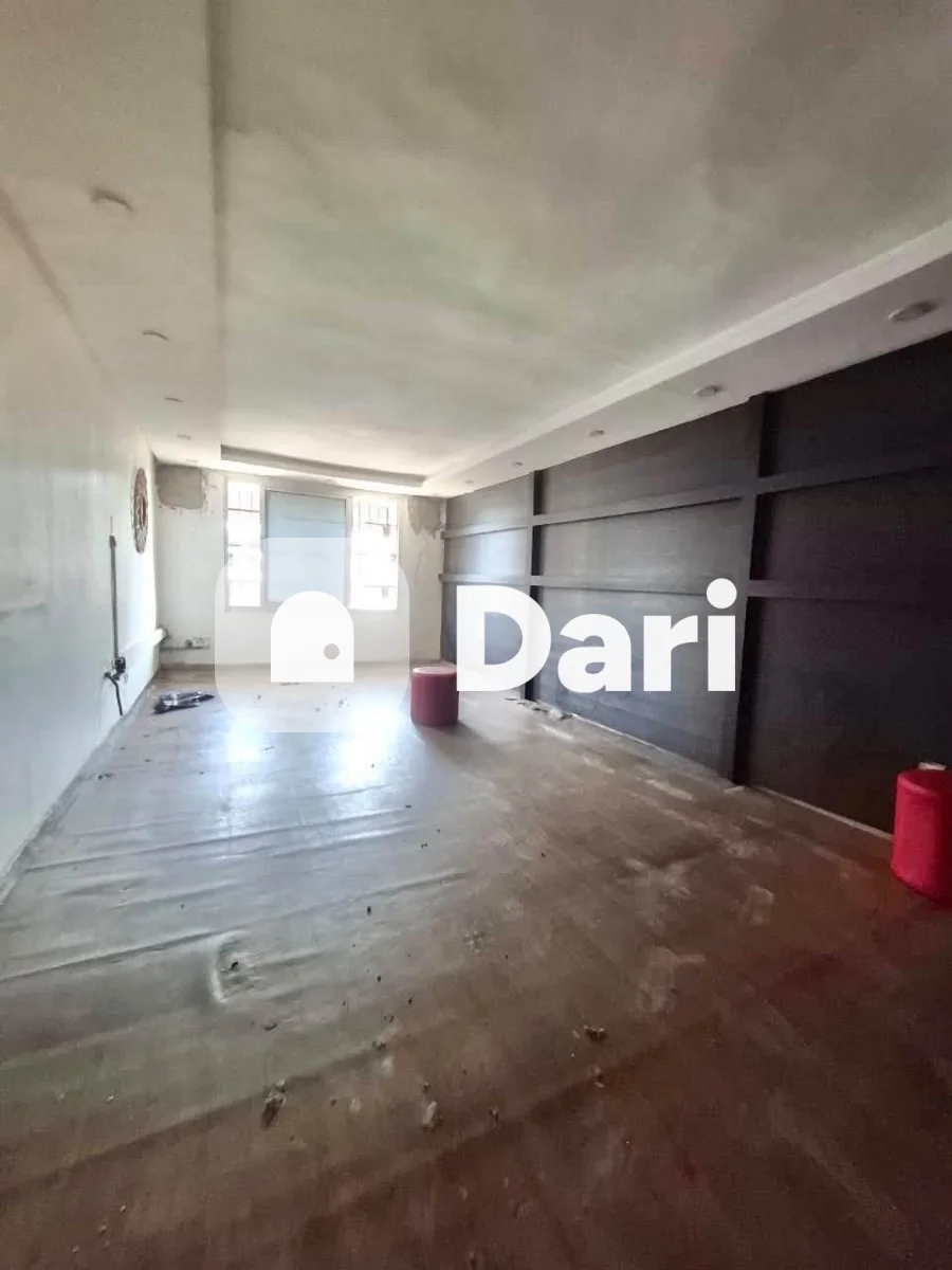 Grand magasin en mezzanine à Angré 7e Tranche — photo 3