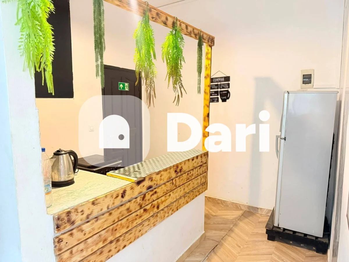 Studio meublé moderne à Azito — photo 2