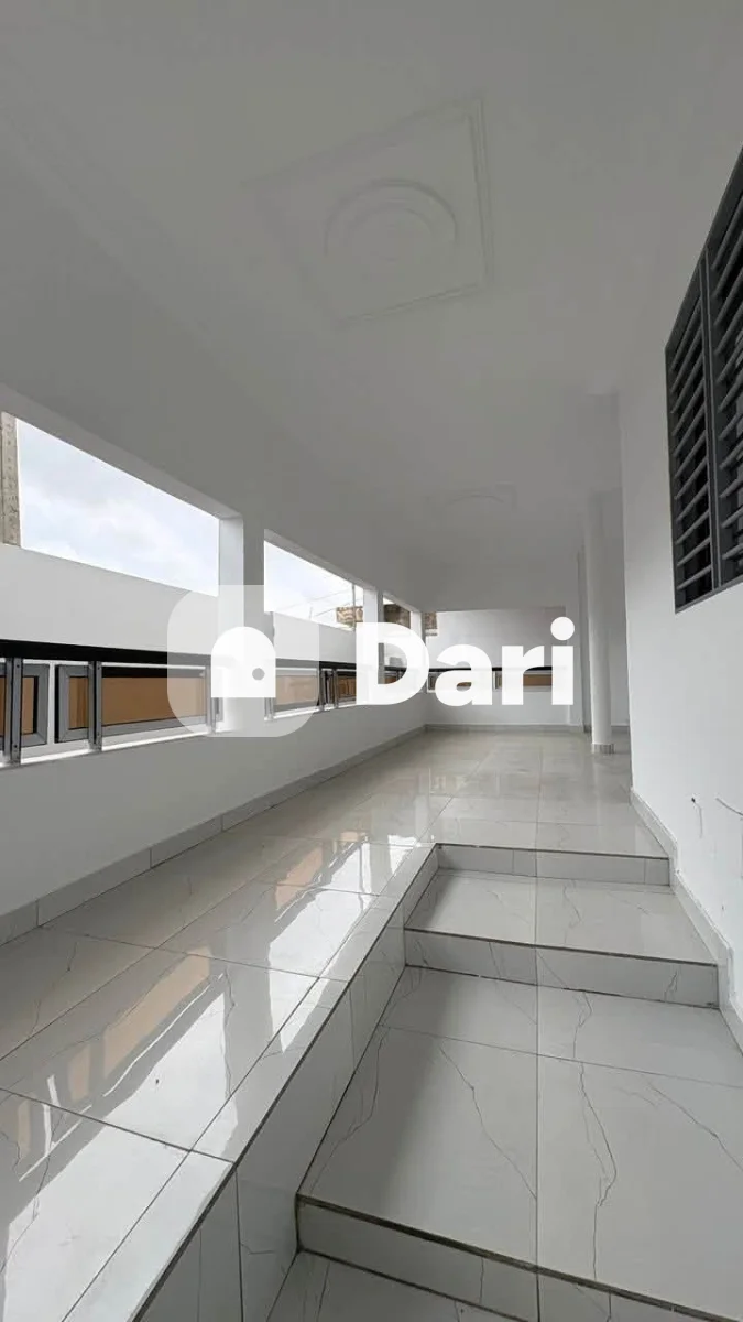 Duplex 6 pièces en location à Feh Kessé — photo 2