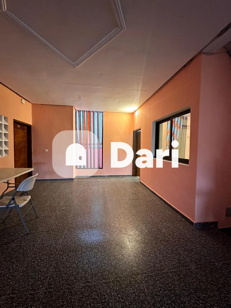 Appartement 4 pièces à Yopougon Locodjro, cité Addoha — photo 1