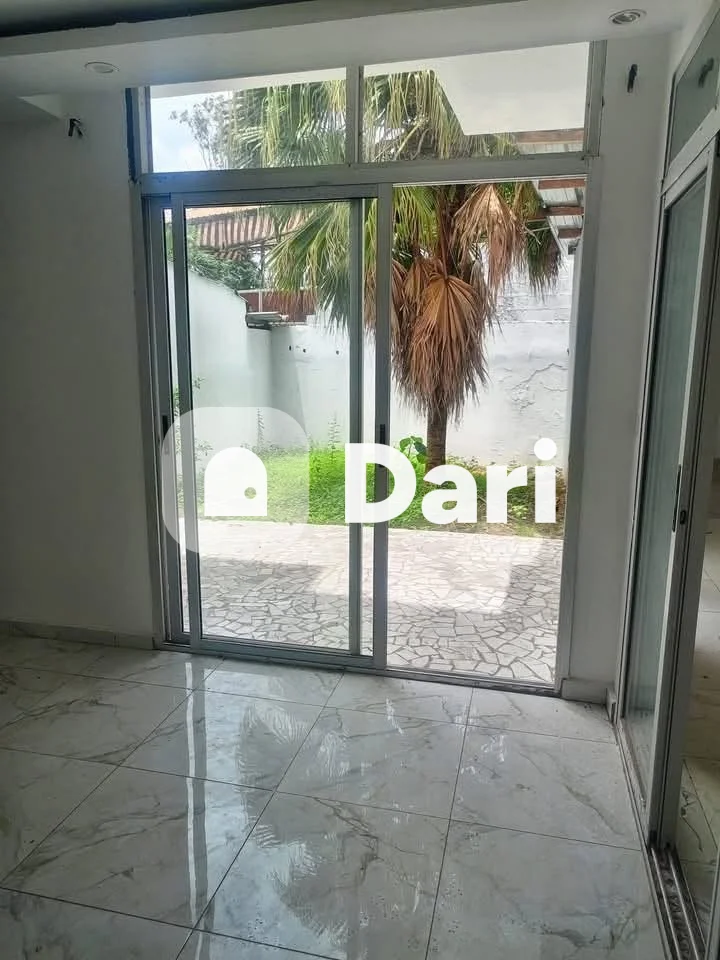 Duplex 5 pièces à louer à Cocody, près de l'école de police — photo 2