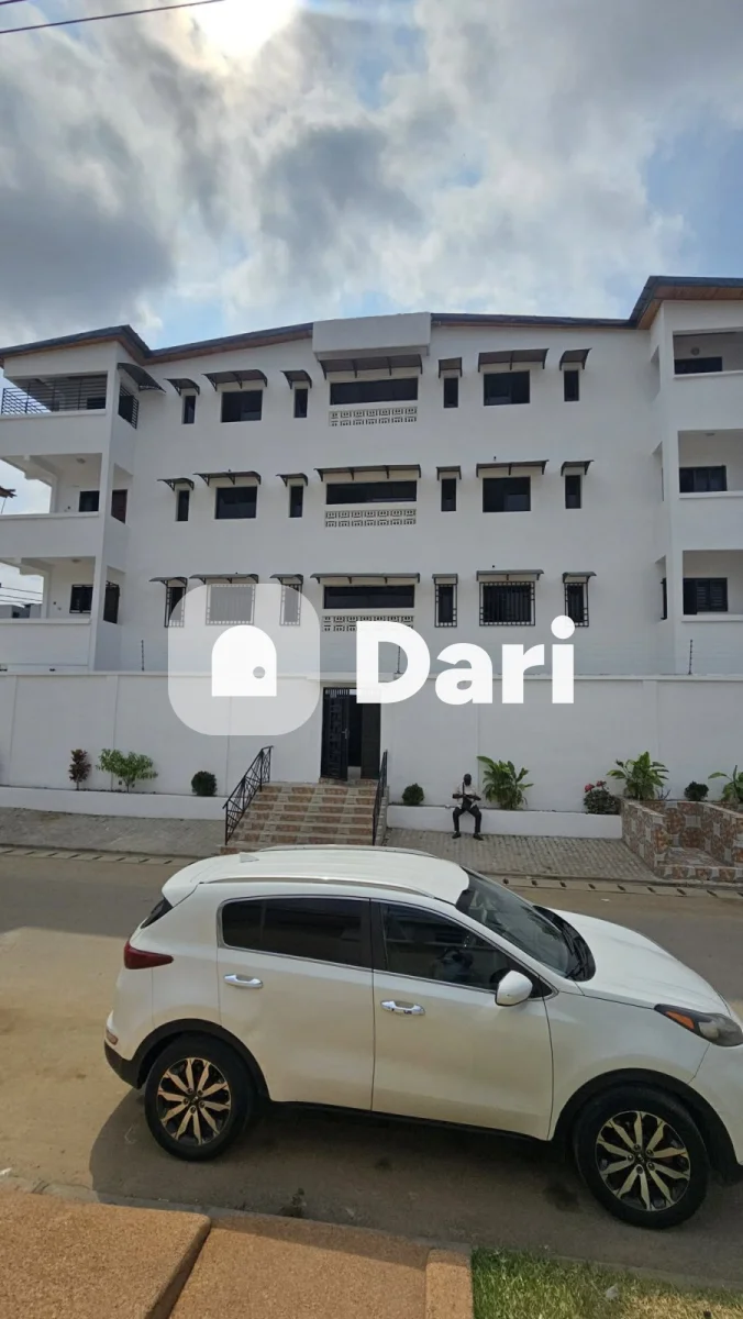 Appartement 4-5 pièces à Angré derrière le CHU — photo 2