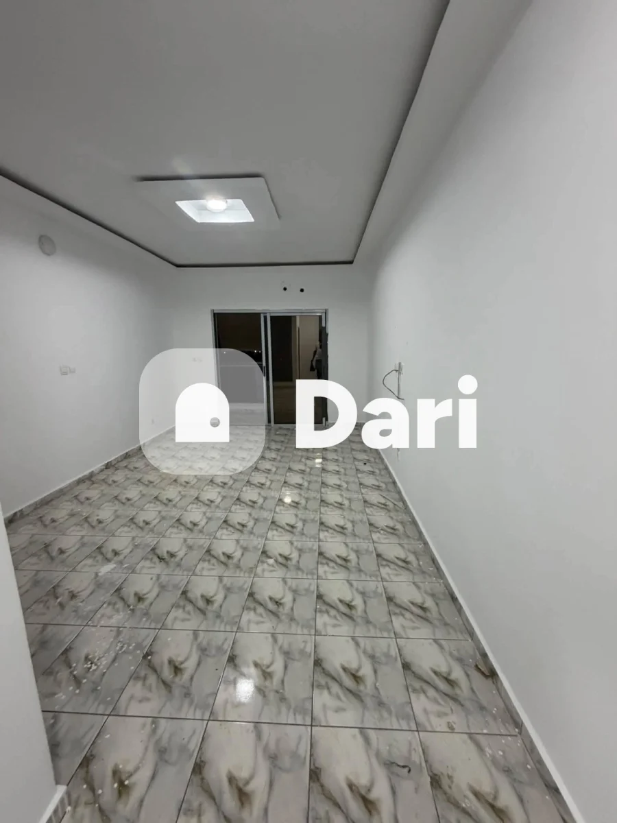 Studio meublé au 1er étage à Angré Djorogobiité — photo 3