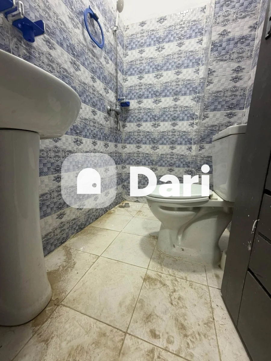 Studio au 2e étage à Djorobité 1 — photo 3