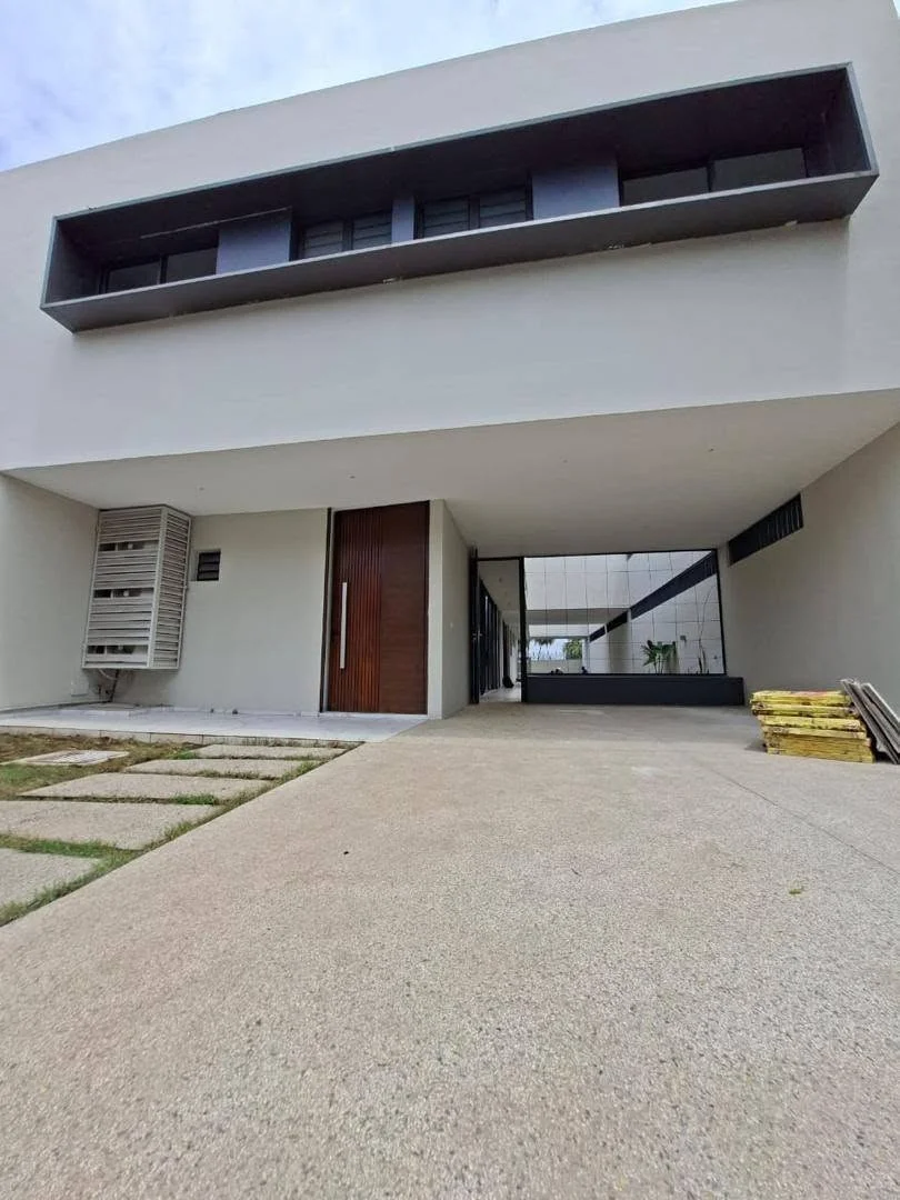 Villa 7 pièces à louer à Riviera Golf