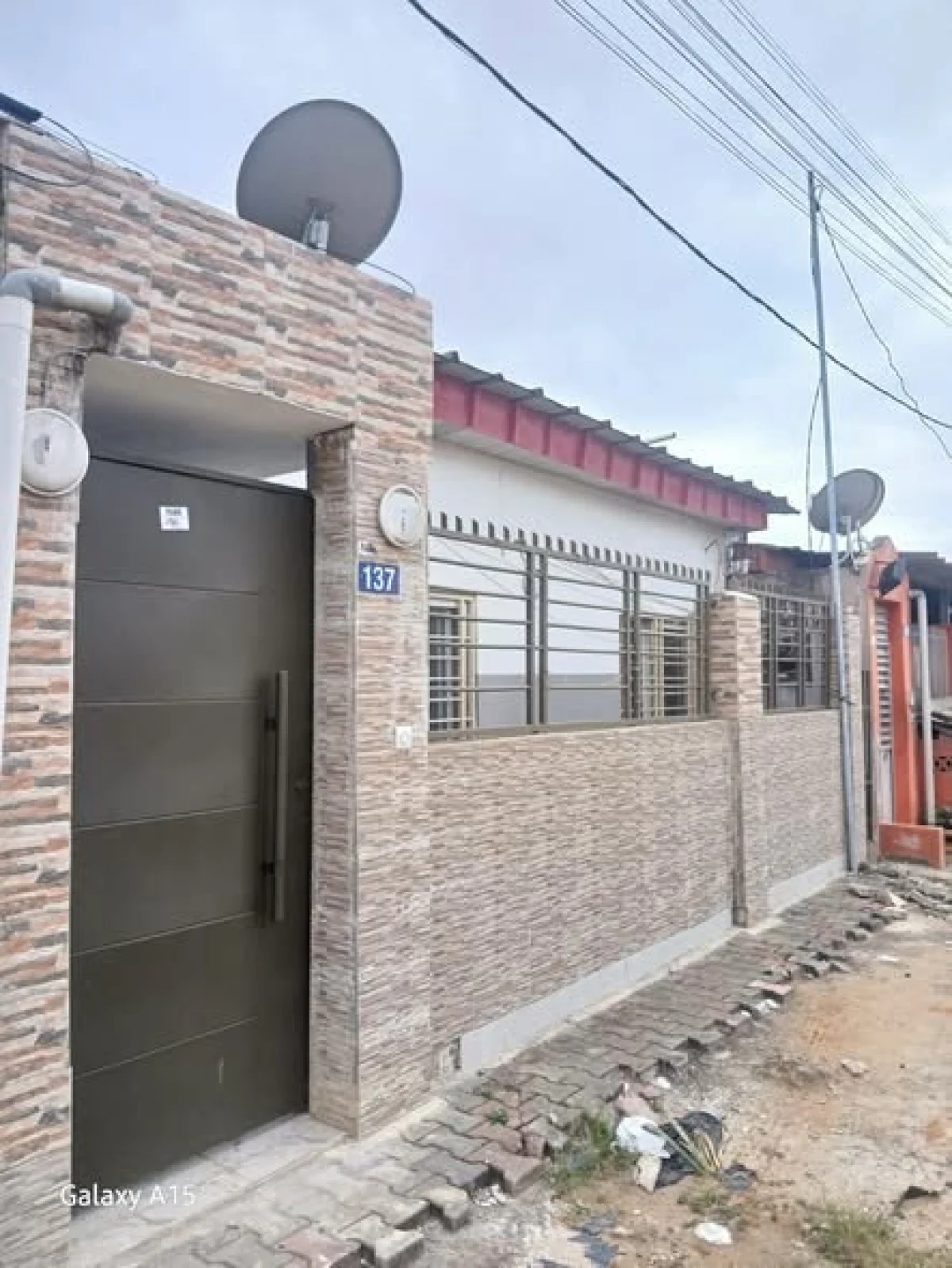 Villa 4 pièces à louer à Bingerville Cité Céfal