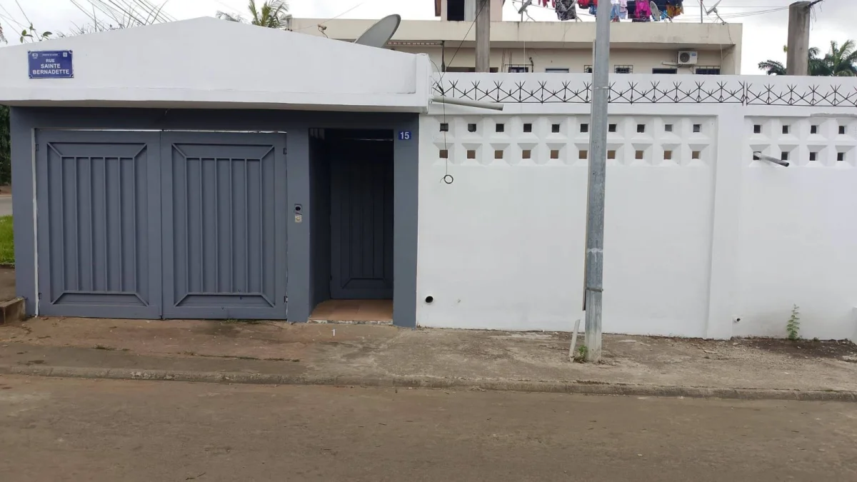 Villa 4 pièces à louer à Angré 7e tranche