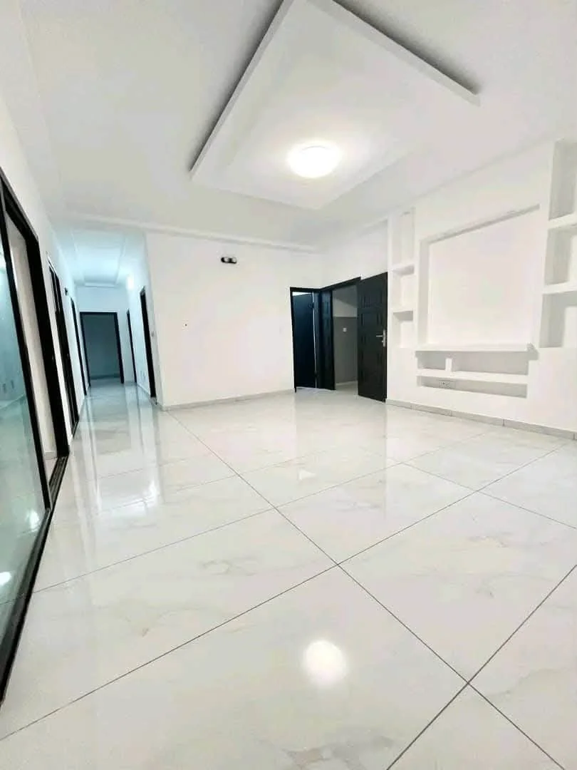 Appartement 3 pièces à louer à Angré 9e Tranche