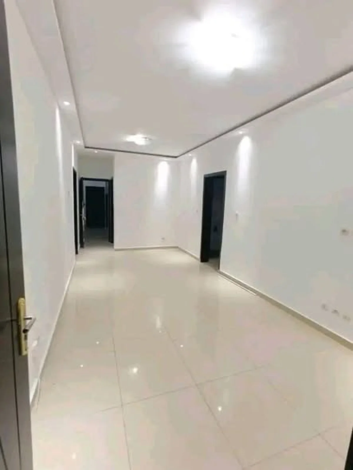 Appartement 3 pièces à Bingerville Feh Késsé