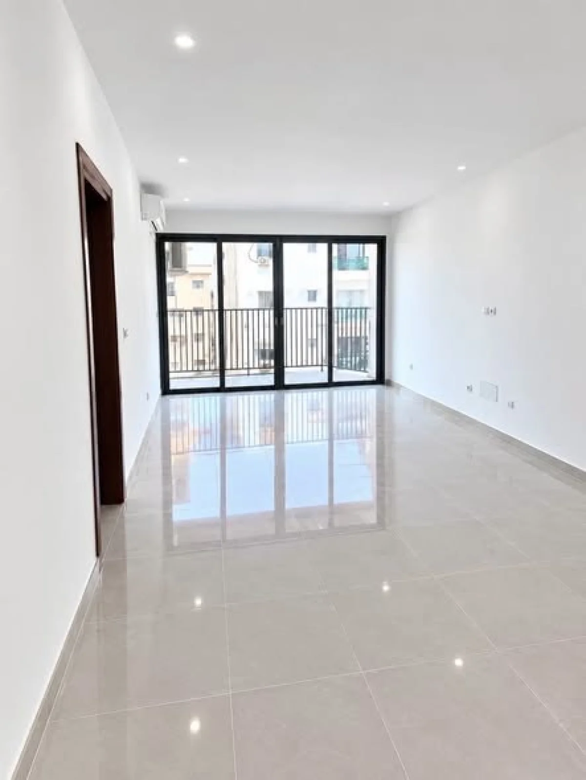 Appartement 3 pièces à Angré
