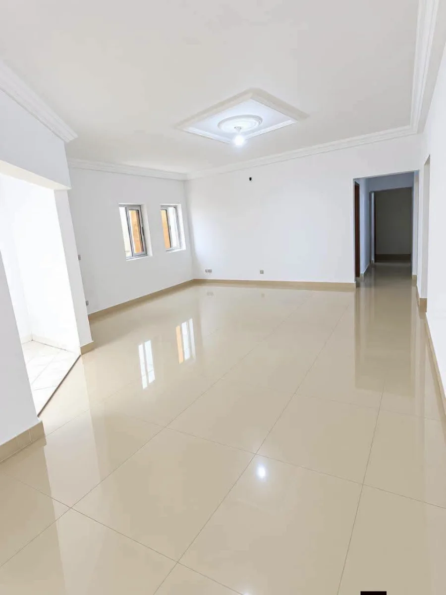 Appartement 4 pièces à Angré 9e tranche