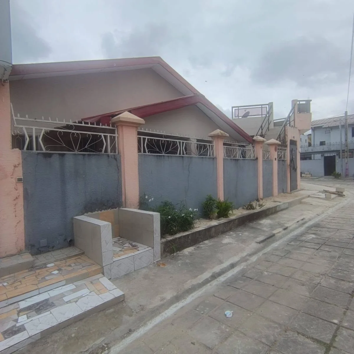Villa 5 pièces à Angré 8e tranche