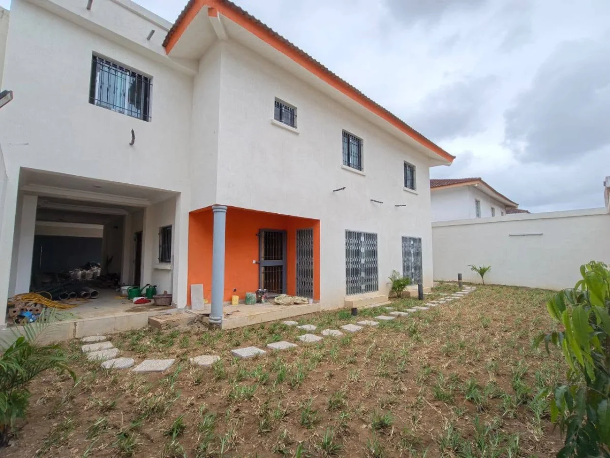 Villa duplex 7 pièces haut standing à Cocody Riviera