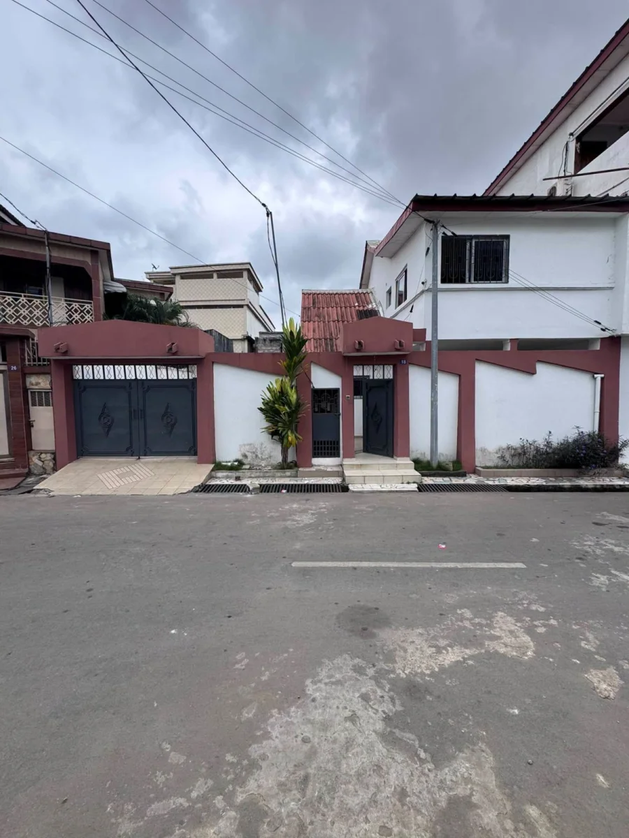 Villa duplex 4 pièces avec dépendance à Riviera Faya