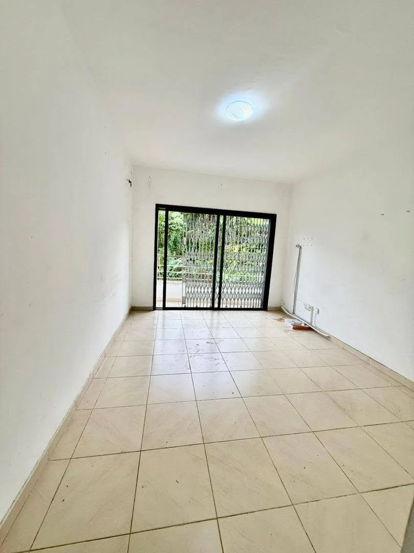Appartement 4 pièces meublé à Angré 7e tranche, Cocody