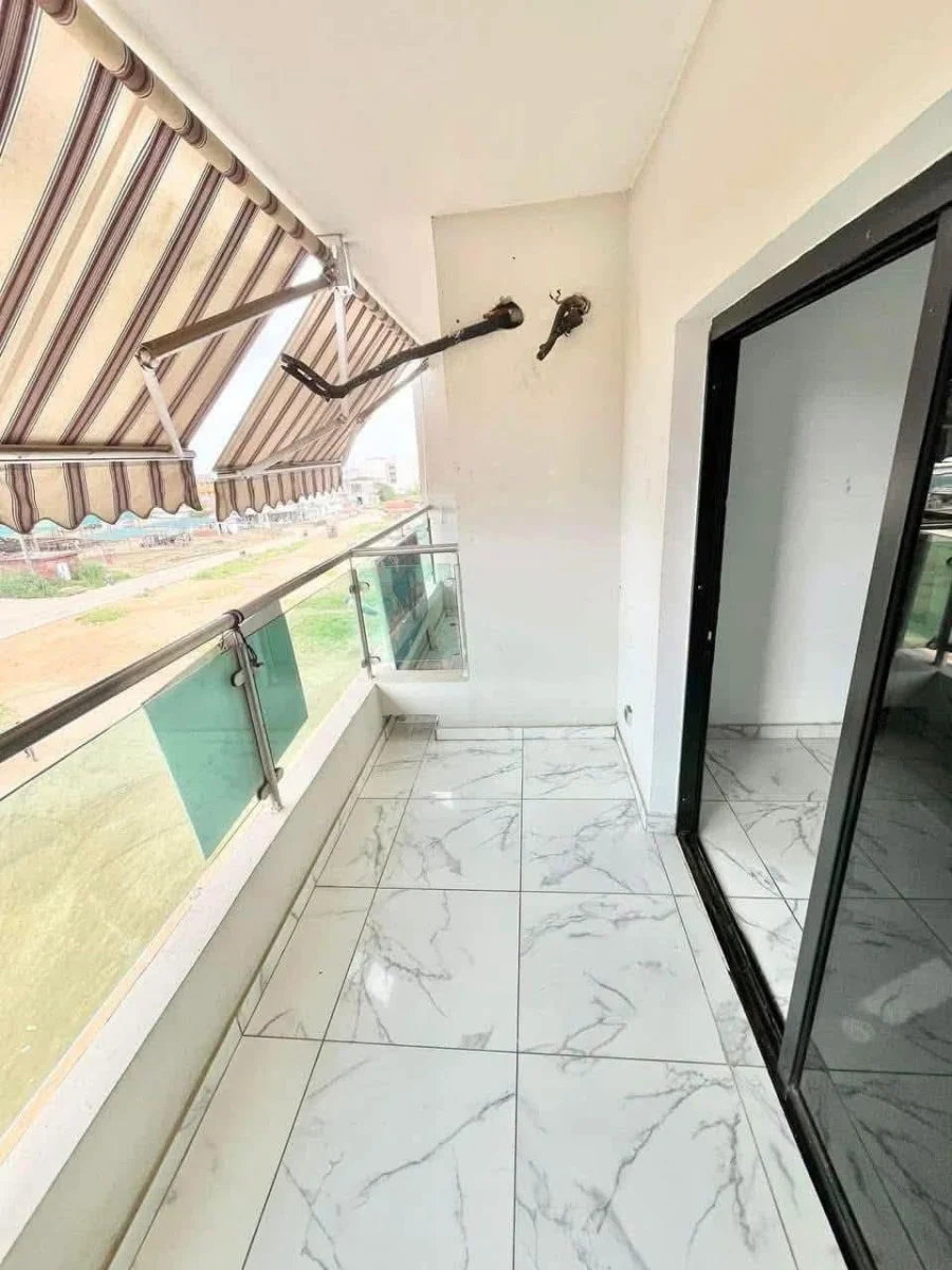 Appartement 3 pièces haut standing à Fer Kessé
