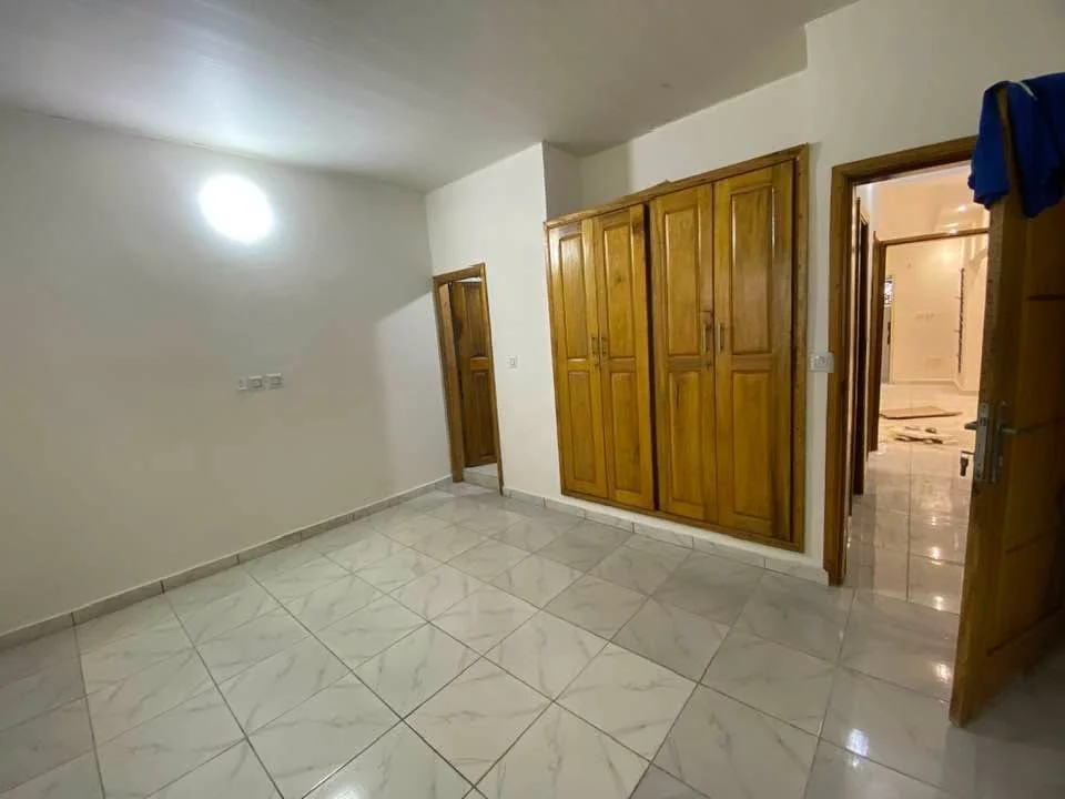 Villa 4 pièces à Bingerville Cité Promogim